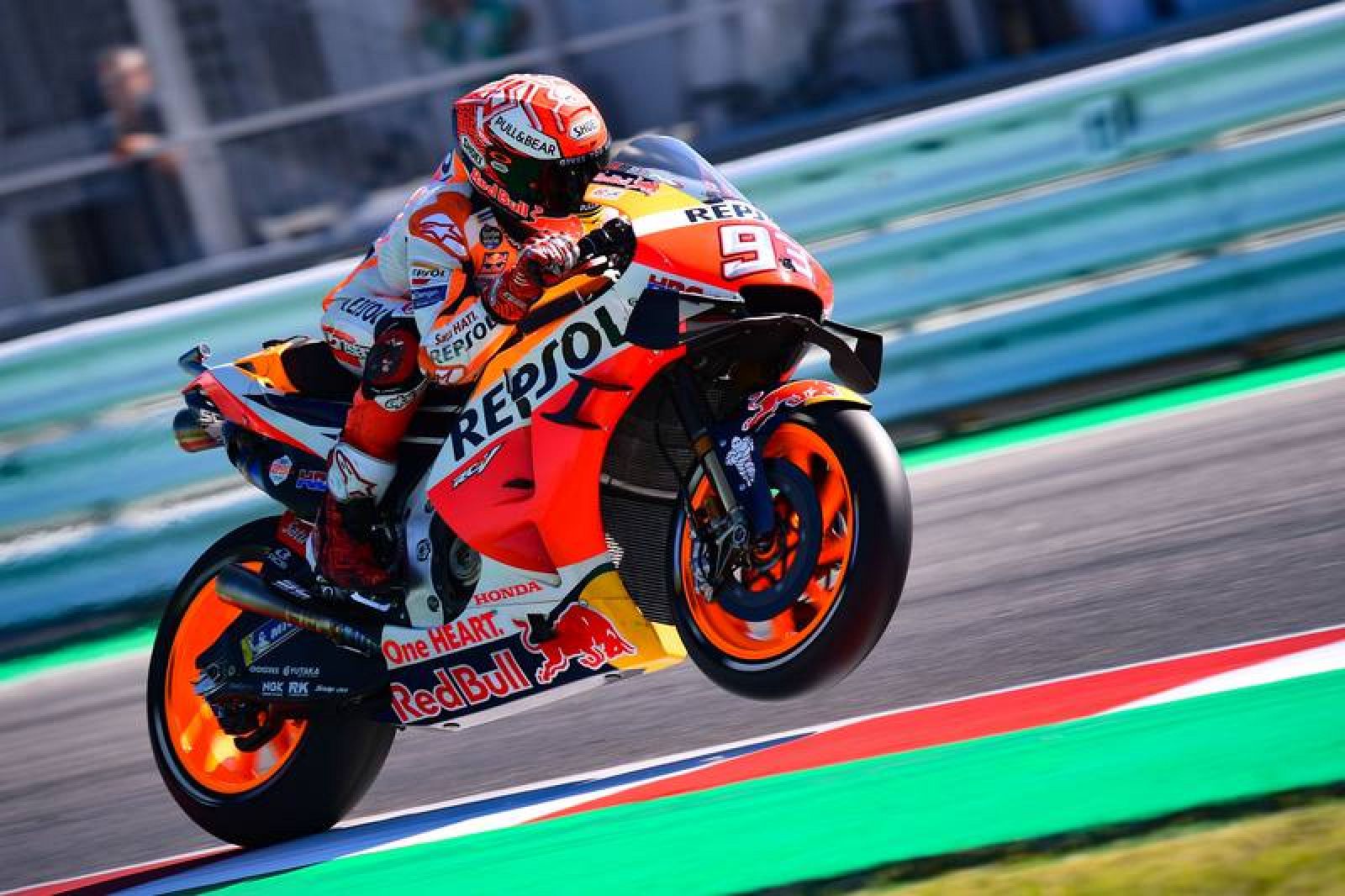 Marc Márquez conquista el 'territorio' Rossi.
