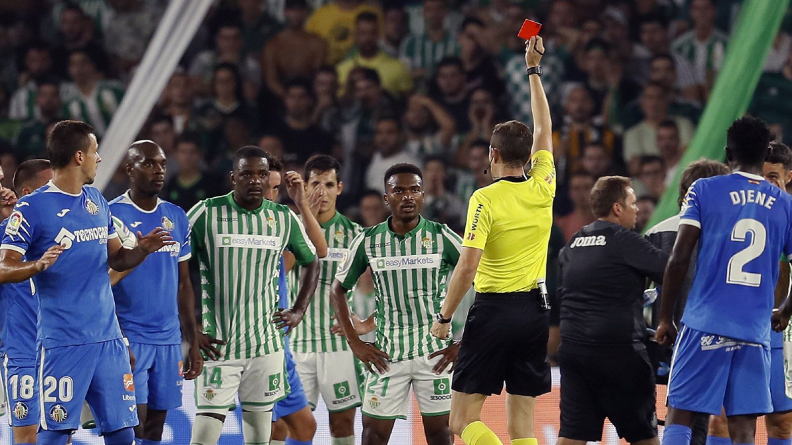 La roja a Carvalho