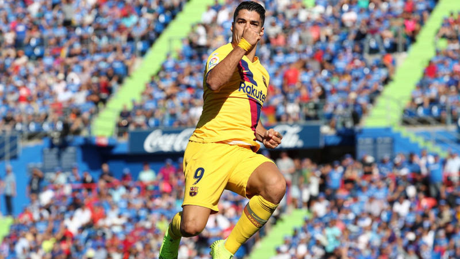 Suárez celebra su tanto