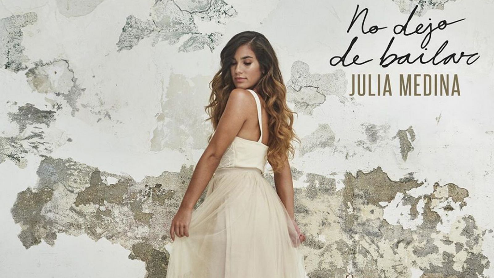 Julia Medina publica "No dejo de bailar", su primer disco de estudio