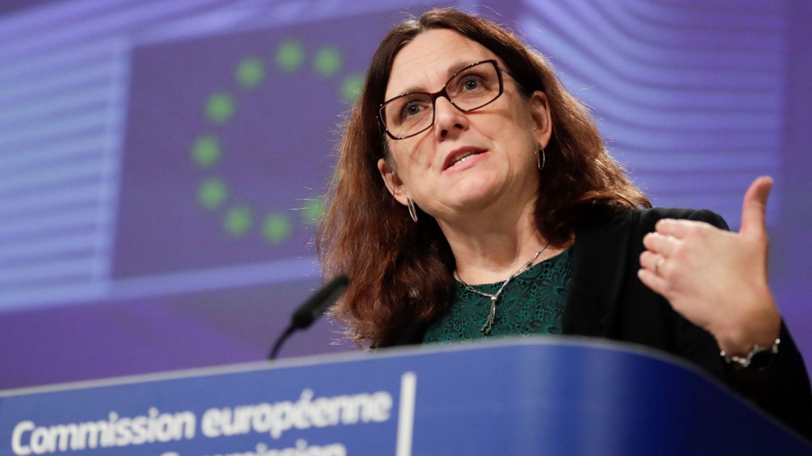 La comisaria europea de Comercio, Cecilia Malmström, durante una conferencia en Bruselas