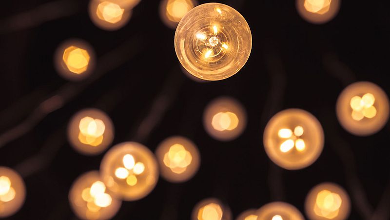 El precio de la electricidad sube un 14,6 % interanual en marzo