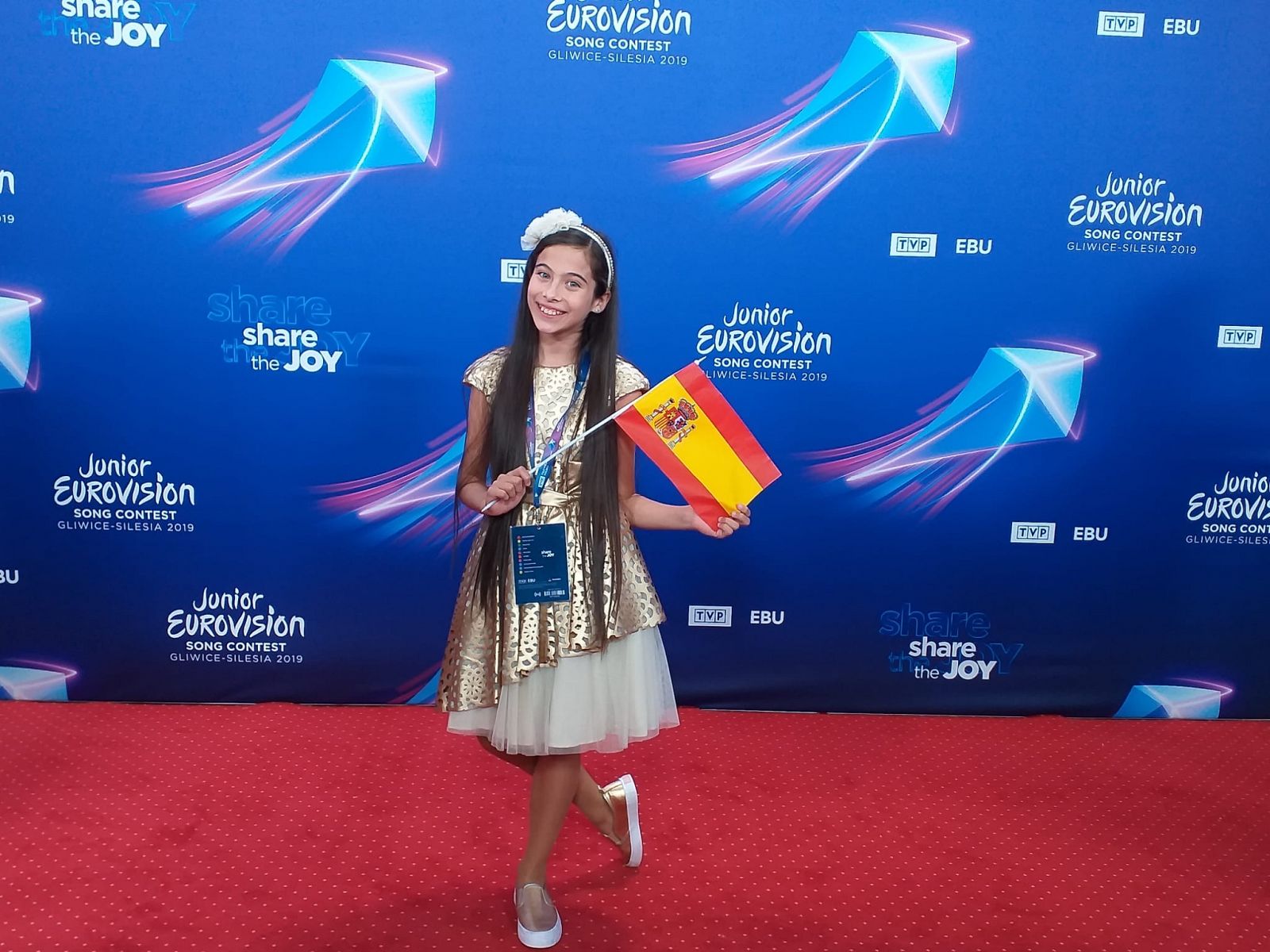 Melani en la Ceremonia de Inauguración de la 17ª edición de Eurovisión Junior 2019