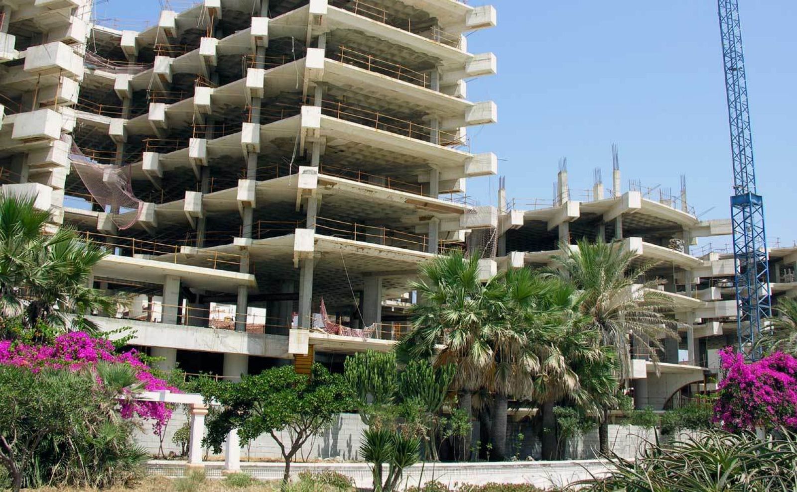 Construcción de edificios en la malagueña Costa del Sol.