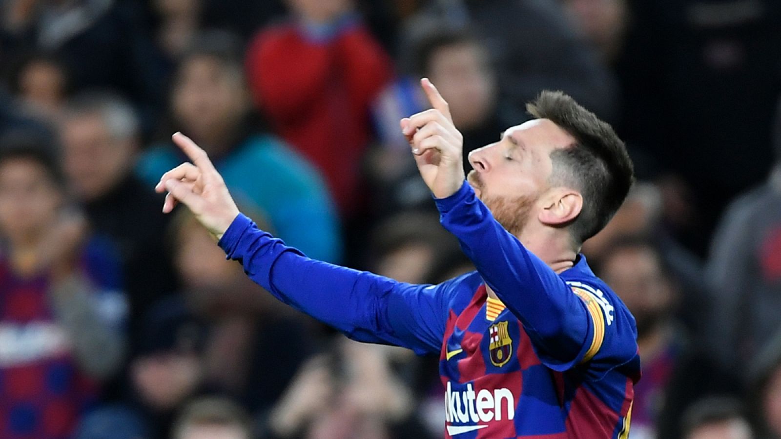 Messi celebra su gol contra el Alavés