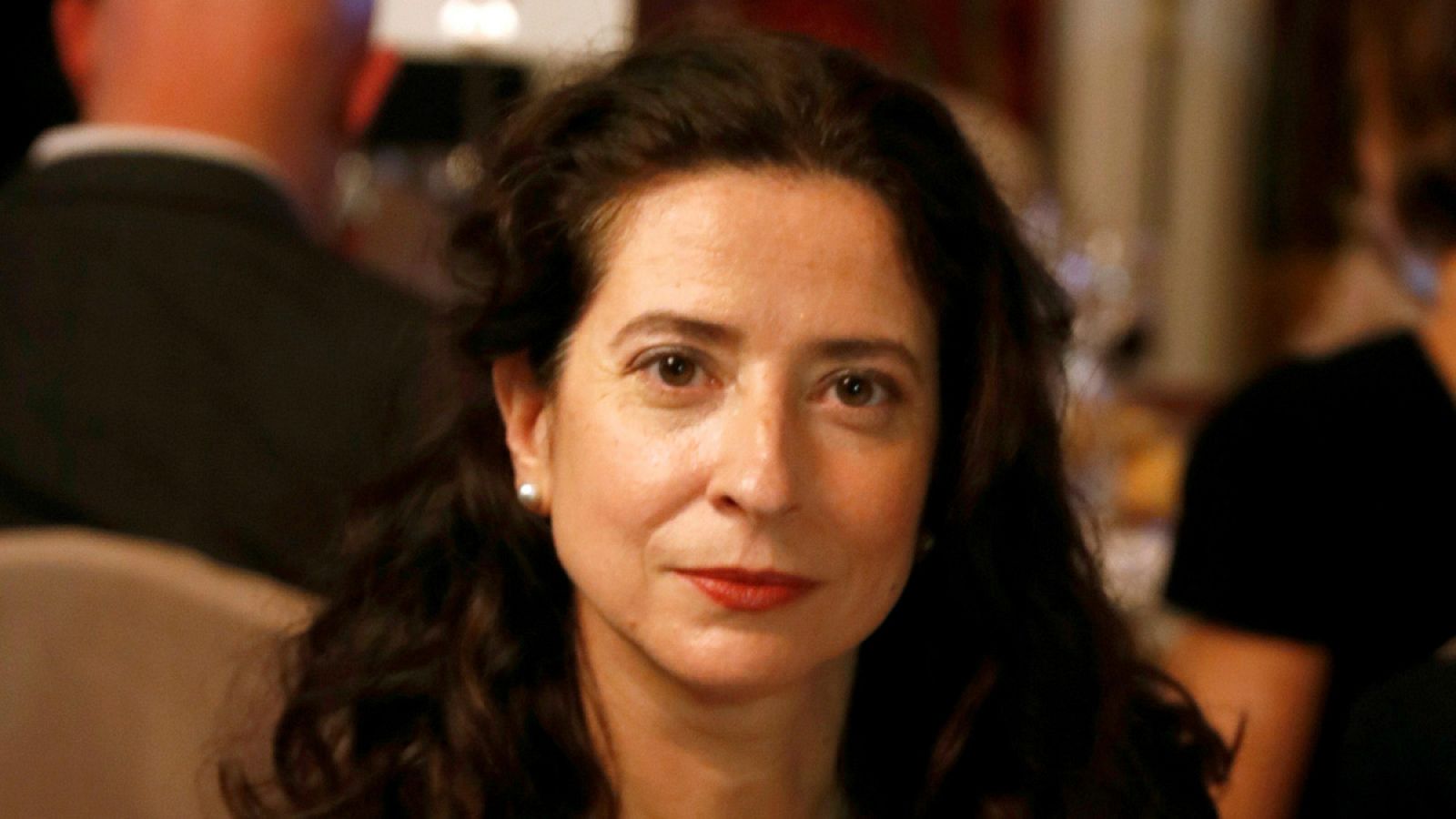 La escritora Ana Merino al inicio de la tradicional velada literaria de la noche del día de Reyes en la que se entrega el Premio Nadal, en Barcelona