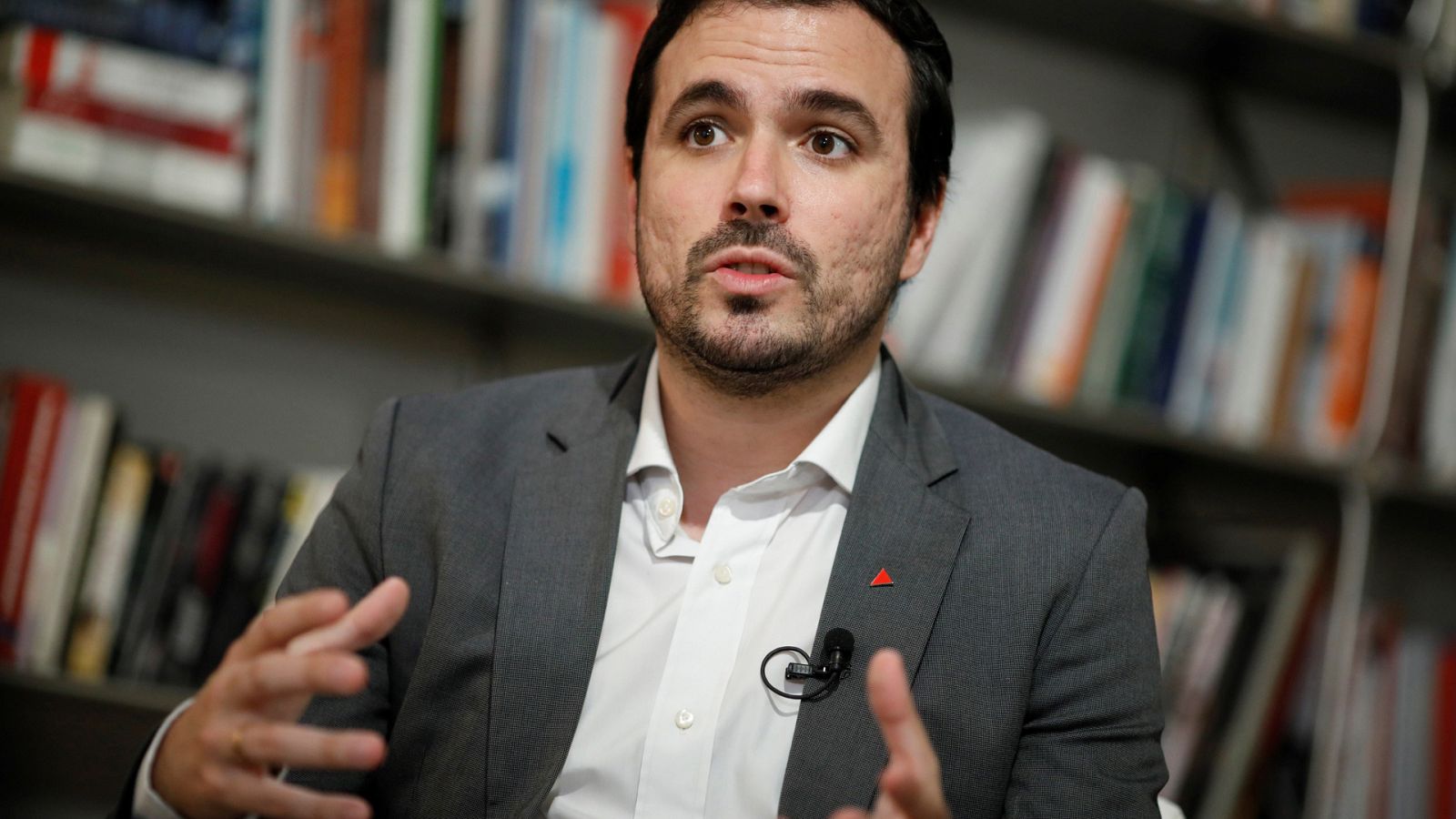 El coordinador federal de IU, Alberto Garzón, será ministro de Consumo.