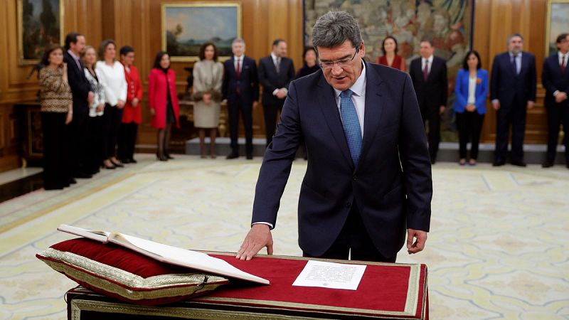 José Luis Escrivá jura el cargo de ministro de Seguridad Social