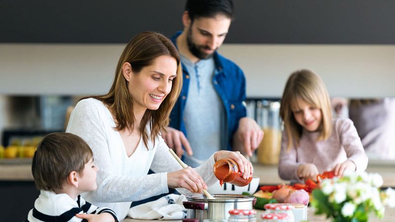 La sentencia destaca que ¿la conciliación familiar y laboral descansa fundamentalmente en hombros femeninos".