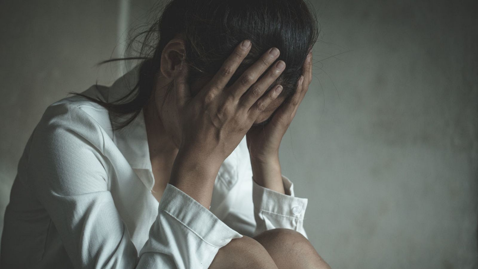 Una mujer llorando, en una imagen de archivo.