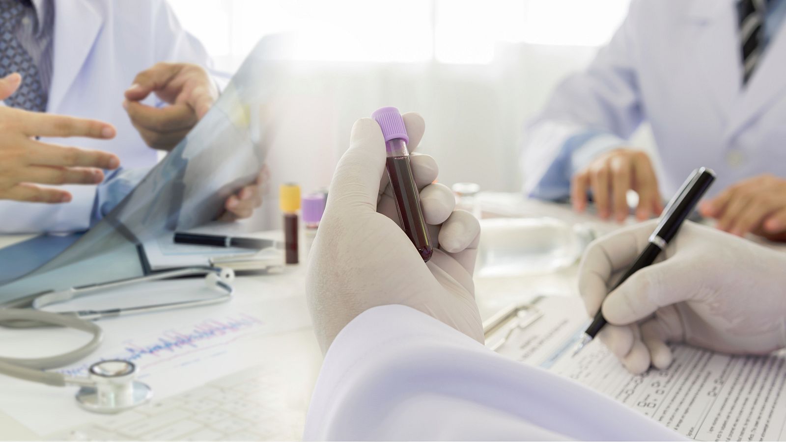 El objetivo del estudio es poder replicar los factores que "protegen" a estas personas en otros pacientes infectados.