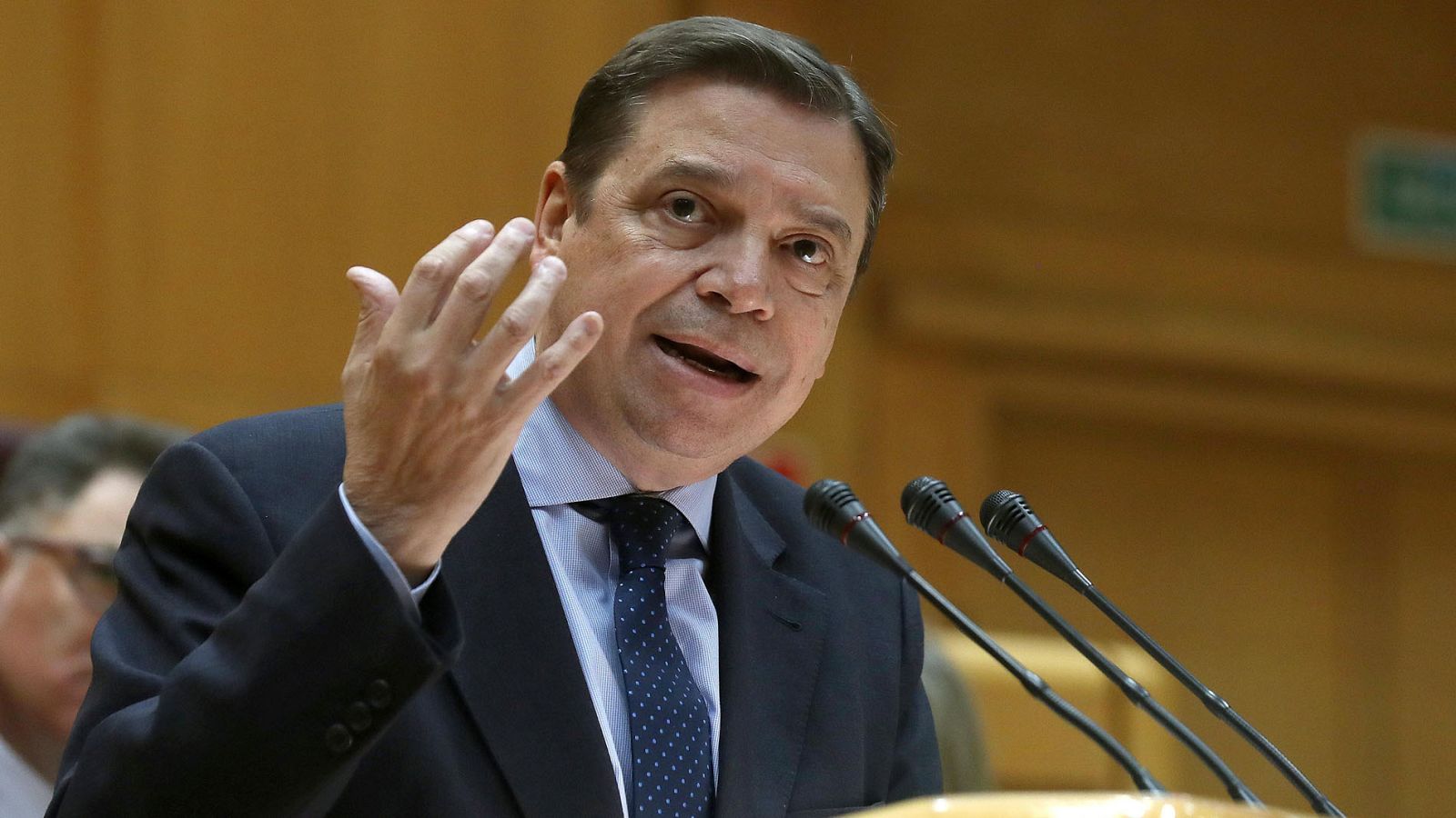 El ministro Luis Planas, el 11 de febrero en el Senado