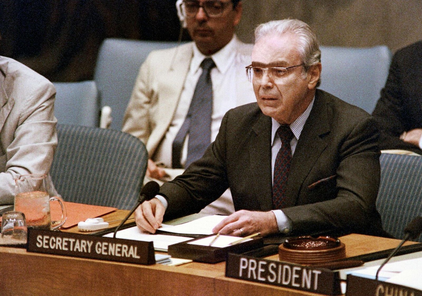 El exsecretario general de la ONU Javier Pérez de Cuellar en 1988