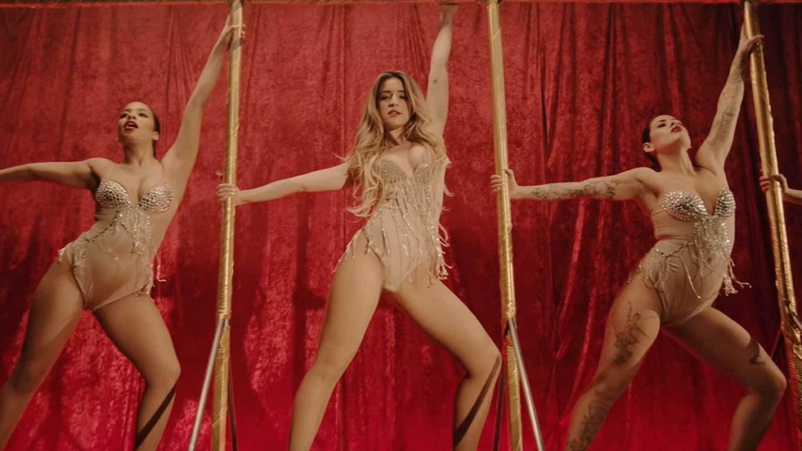 Imagen del videoclip de "4 besos" de Lola Índigo.