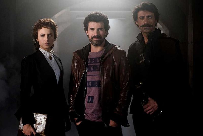 Imagen de la patrulla en la primera temporada de El Ministerio del Tiempo