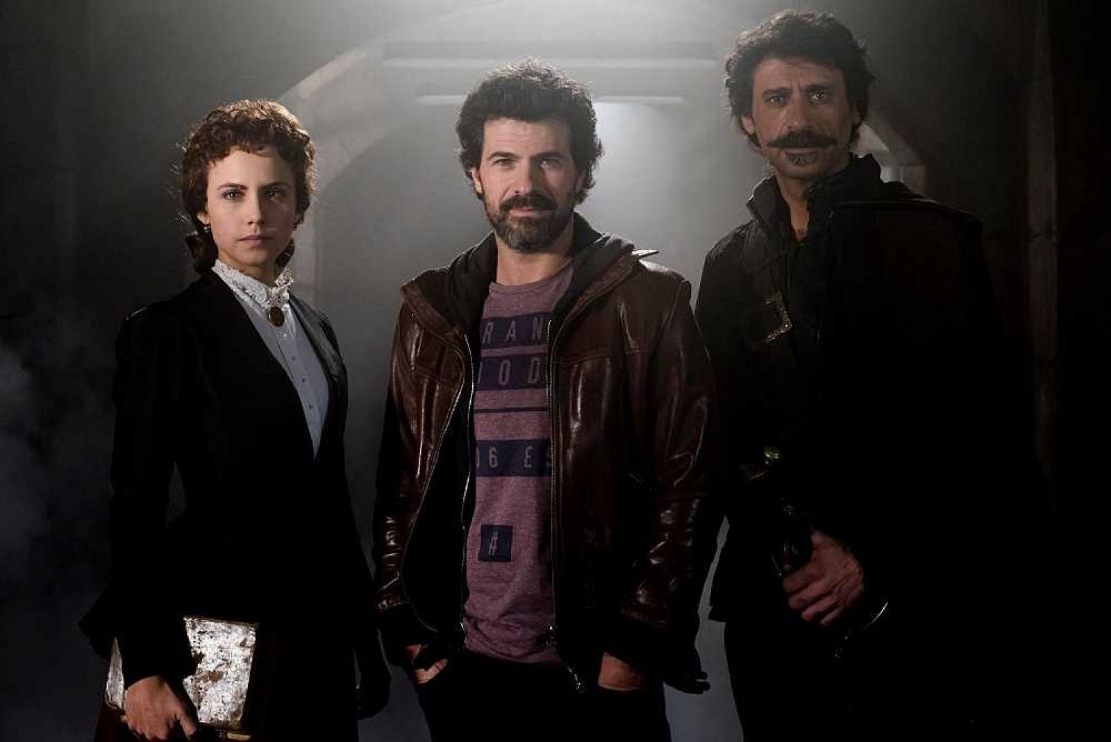  Imagen de la patrulla en la primera temporada de El Ministerio del Tiempo