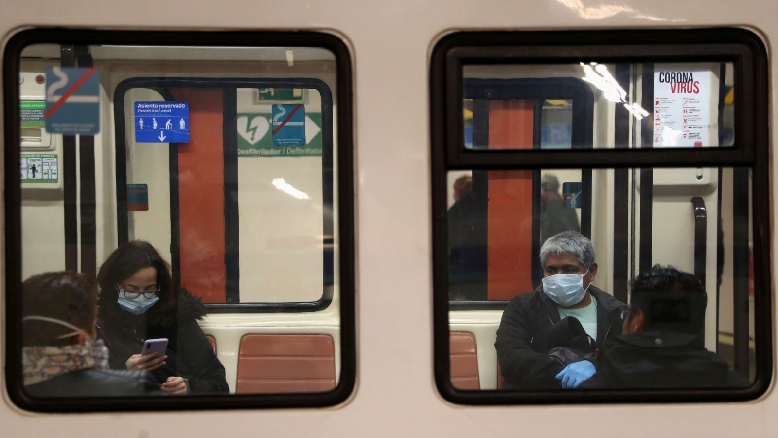 Coronavirus Primer Dia De Vuelta Al Trabajo No Esencial Rtve Es