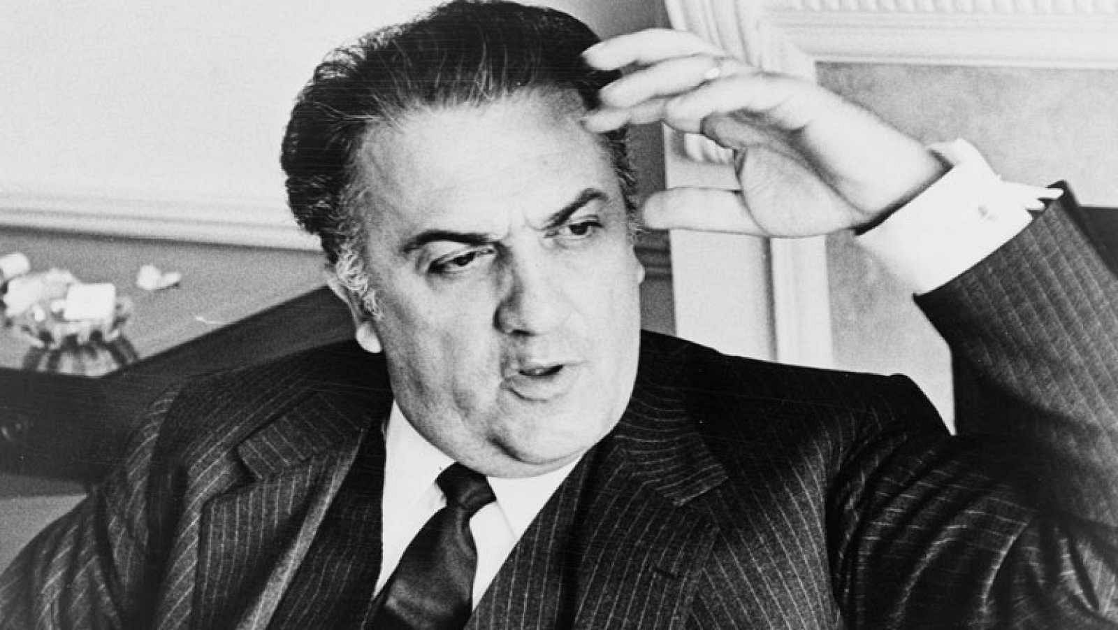  Federico Fellini