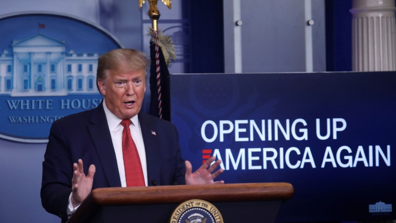 Donald Trump durante la rueda de prensa sobre el coronavirus del jueves 16 de abril de 2020.