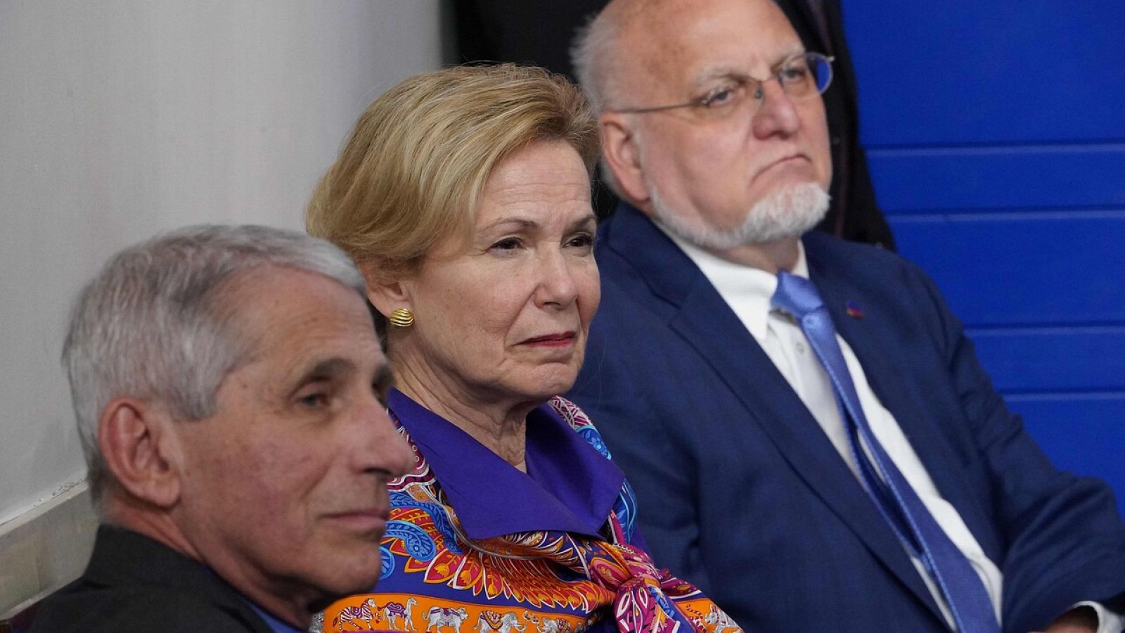 Anthony Fauci (i), Deborah Birx (c) y Robert R. Redfield (d) en una rueda de prensa del equipo contra el coronavirus