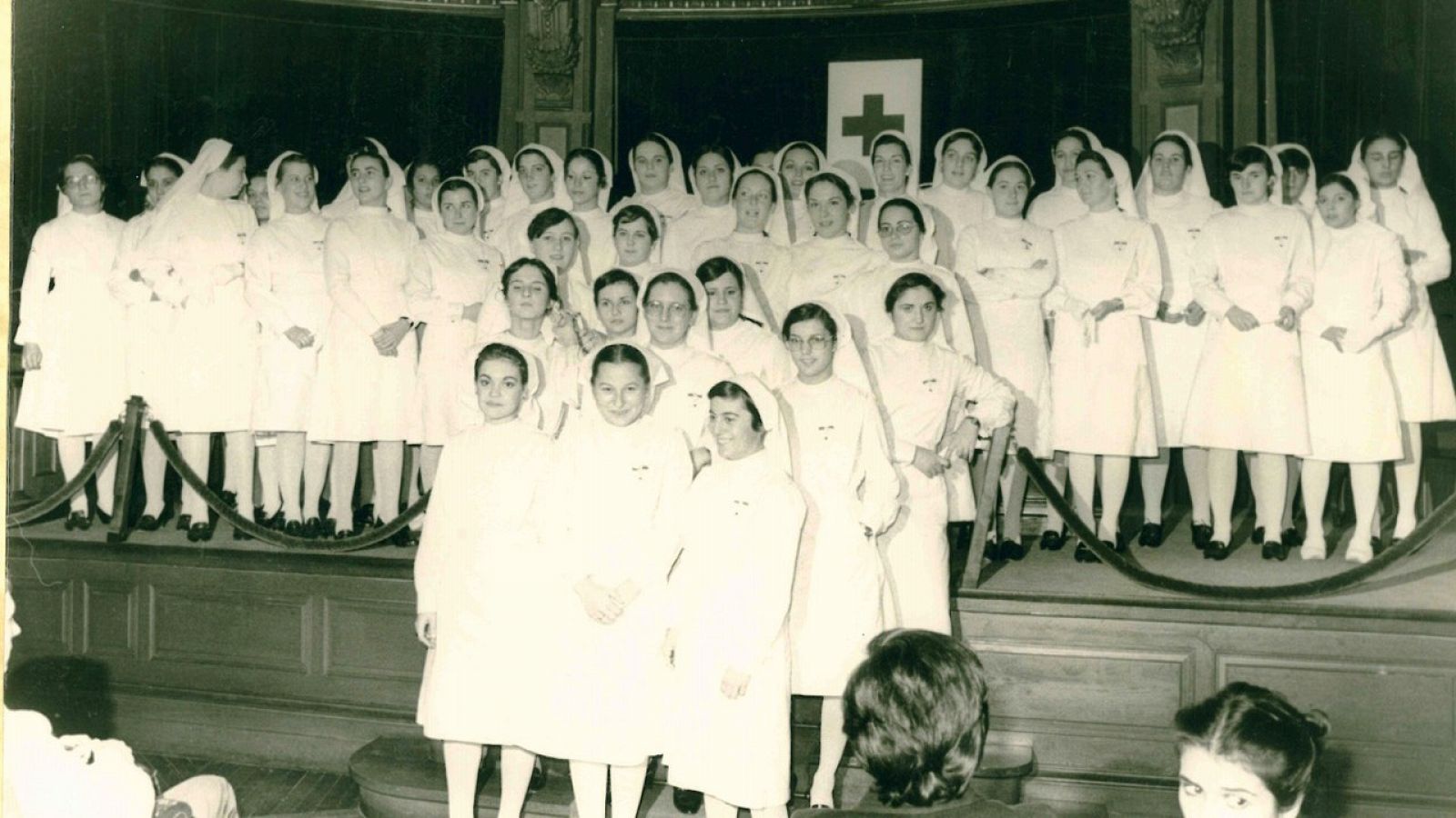 Cuerpo de Damas Enfermeras de Cruz Roja