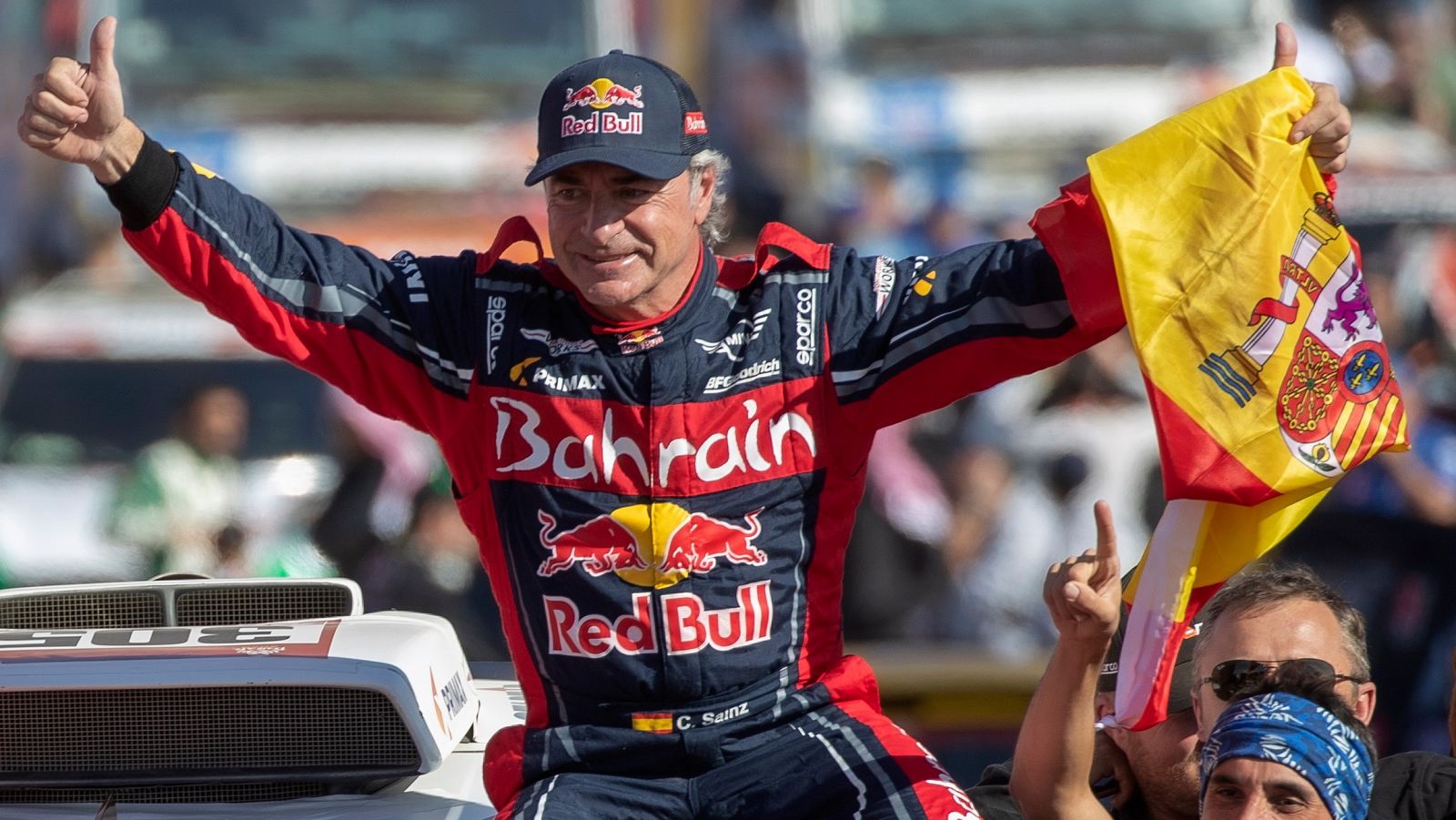 Carlos Sainz, tras ganar el Dakar el pasado mes de enero.