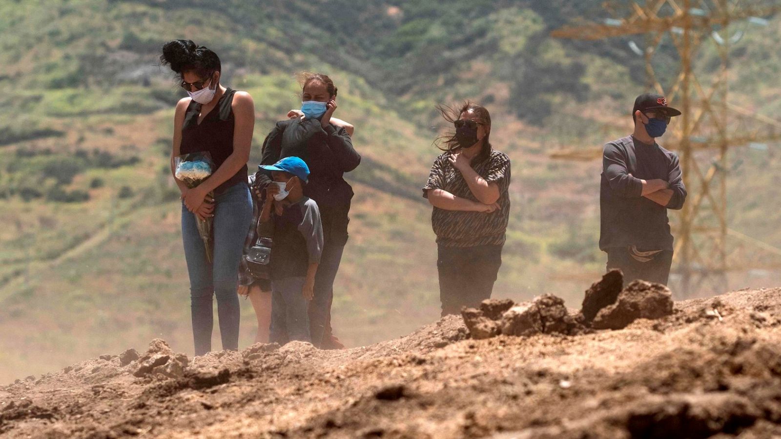 Entierro de una víctima de la covid-19 en Tijuana (México).