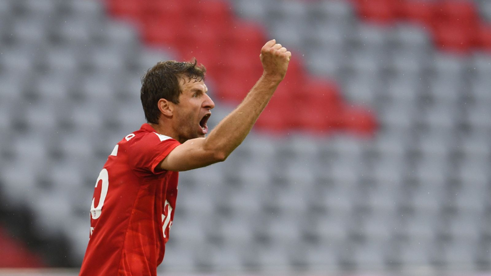 Imagen: Müller celebra el segundo tanto del Bayern Múnich