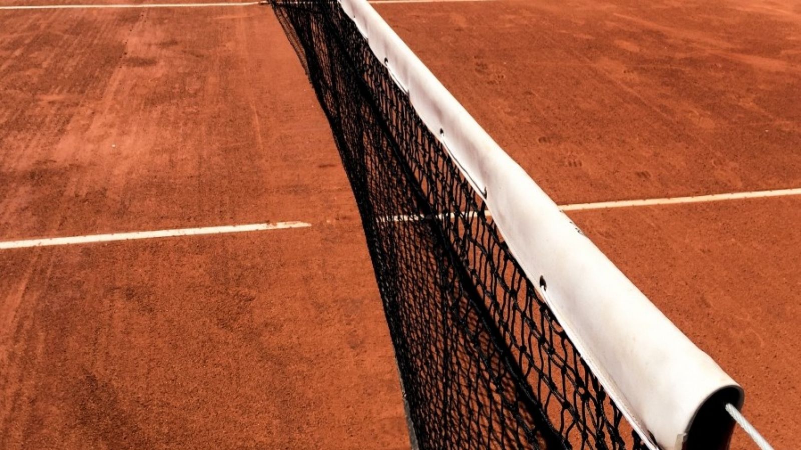 Detalle de una pista de tenis.