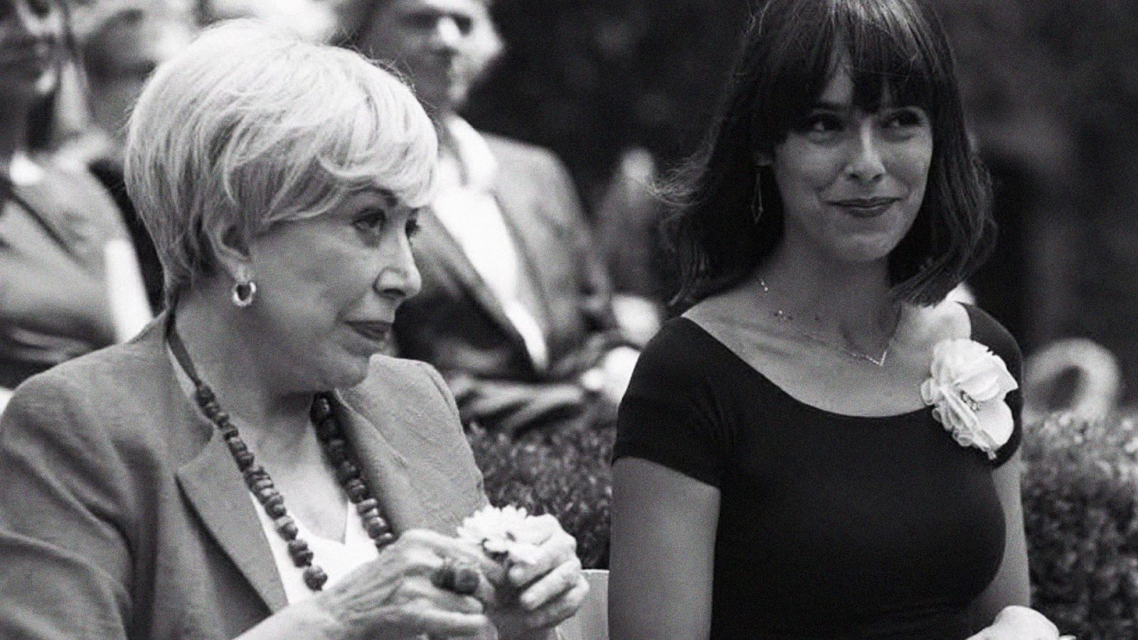 Rosa María Sardá junto a Belén Cuesta, compañera de reparto en una de sus últimams películas
