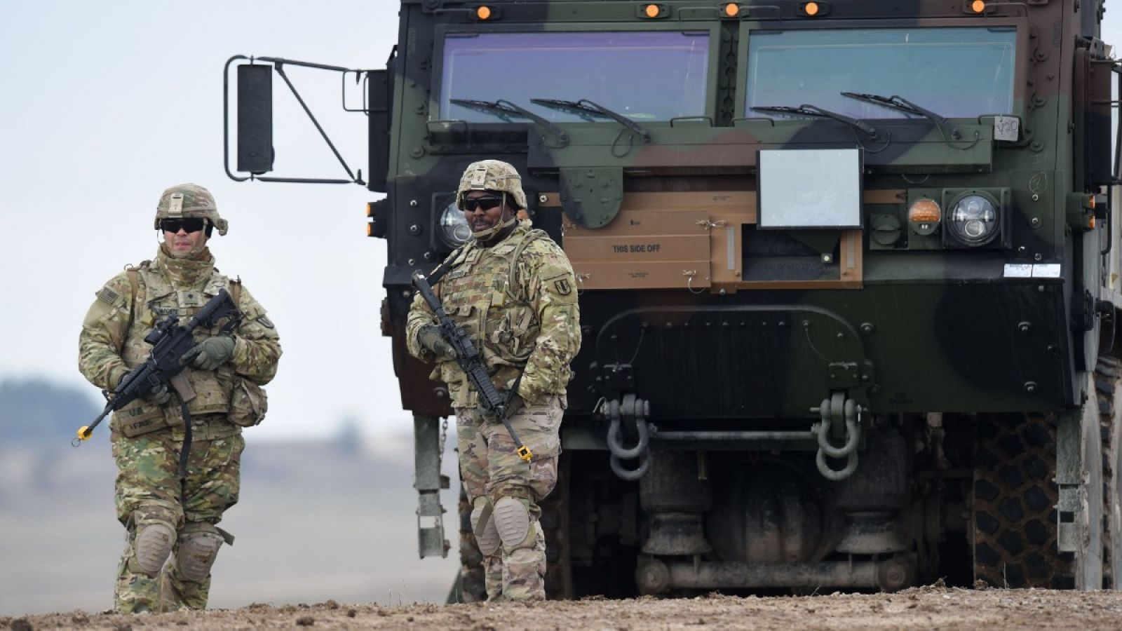 Tropas estadounidentes en el área de entrenamiento militar en Grafenwoehr, Alemania