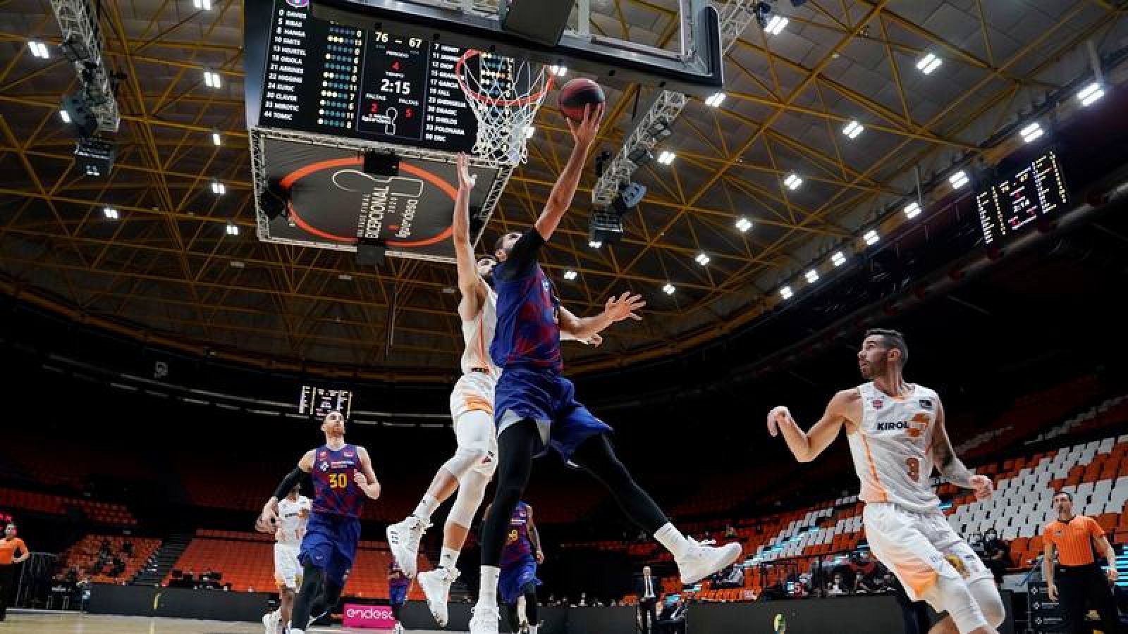 Barcelona y Baskonia ya jugaron en la fase previa en el Grupo A.