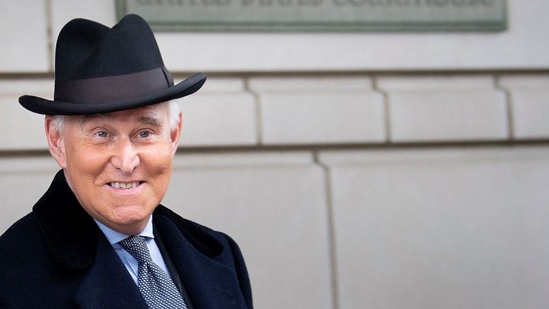 Trump conmuta la pena de cárcel de su excolaborador Roger Stone