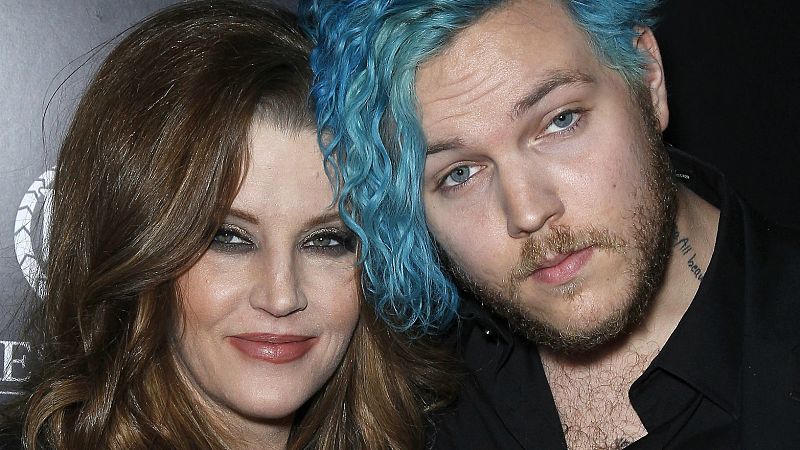 La hija de Elvis Presley, Lisa Marie, con su hijo Benjamin Keough, muerto, aparentemente por un suicidio a los 27 años