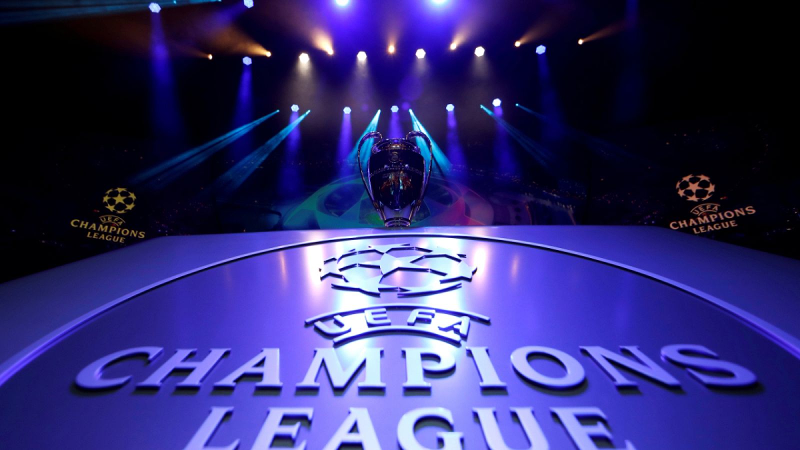 Imagen: El trofeo de la UEFA Champions League