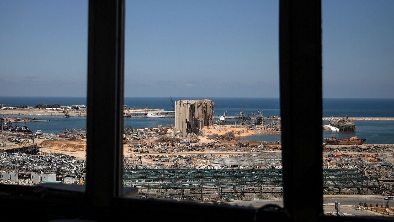  Vistas del puerto de Beirut tras la explosión del 4 de agosto