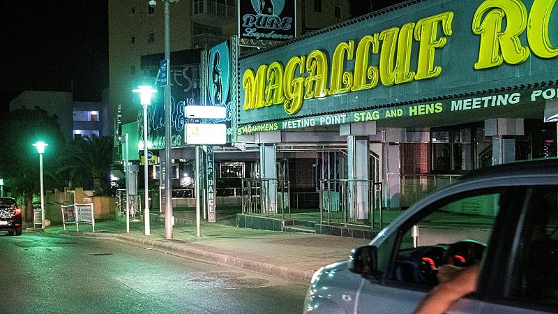 Aspecto de locales nocturnos cerrados en Mallorca