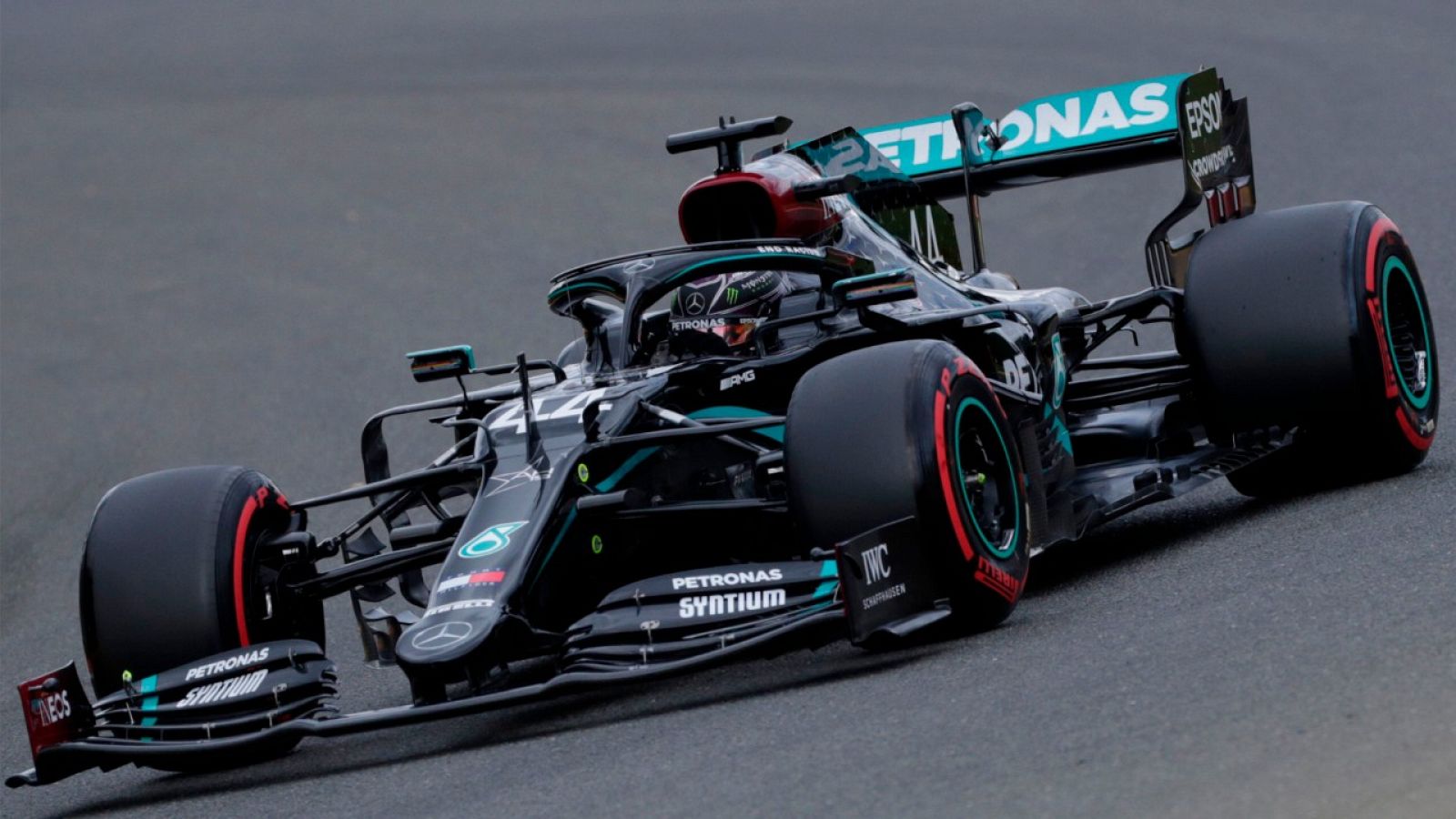 El piloto británico de Mercedes, Lewis Hamilton en el circuito belga de Spa-Francorchamps.