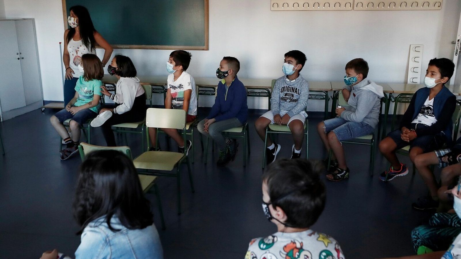 Vuelta al cole en un colegio de Navarra. EFE/ Jesús Diges