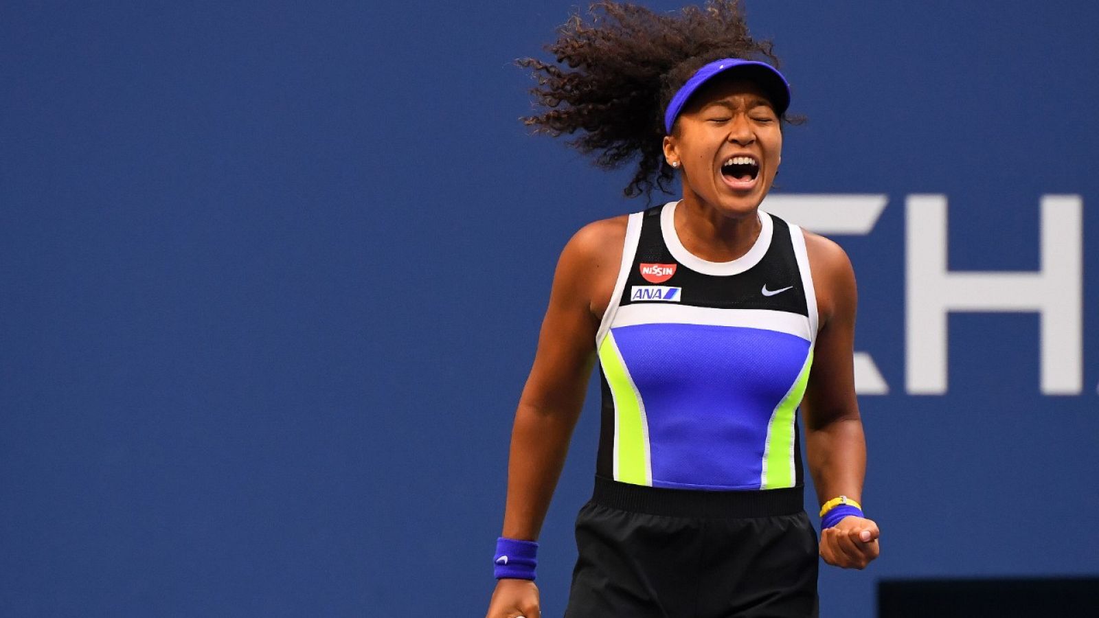 La tenista japonesa celebra un tanto en la final del US Open ante Victoria Azarenka.