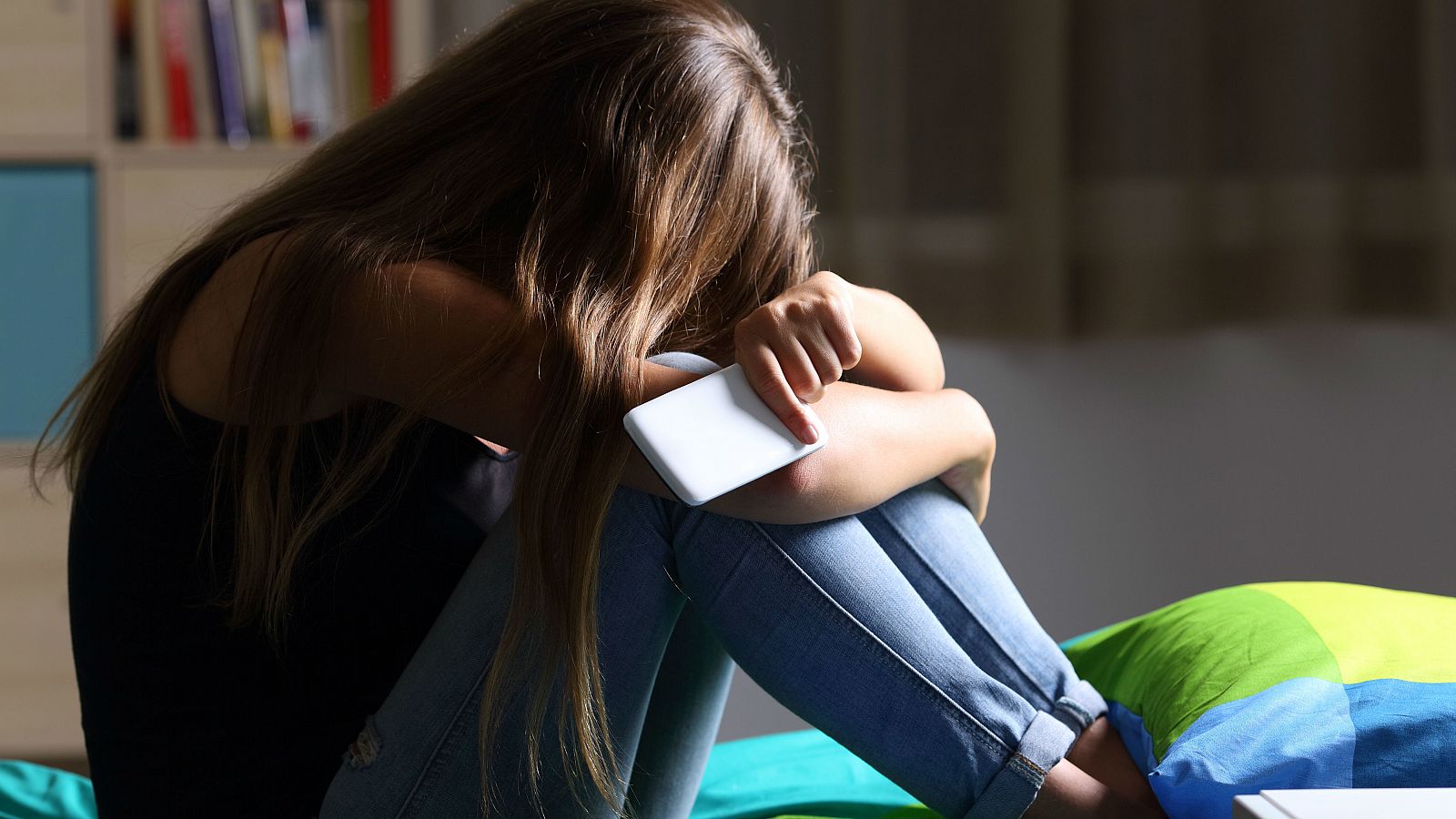 El 59 % de las menores españolas han sido acosadas en las redes sociales, según un estudio de la ONG Plan Internacional.