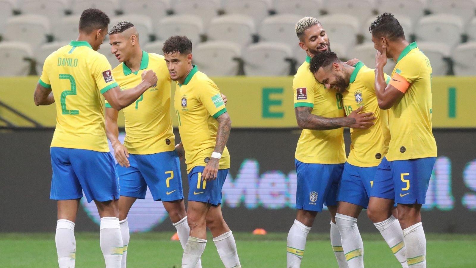elicitan a Coutinho, autor de uno de los goles de la 'canarinha' ante Bolivia.