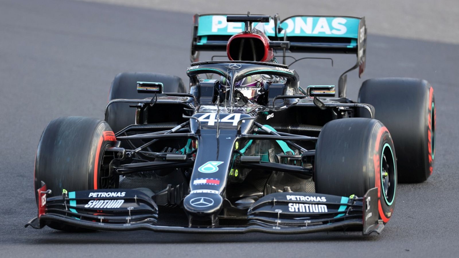 El piloto británico Lewis Hamilton durante el pasado GP de Eiffel.