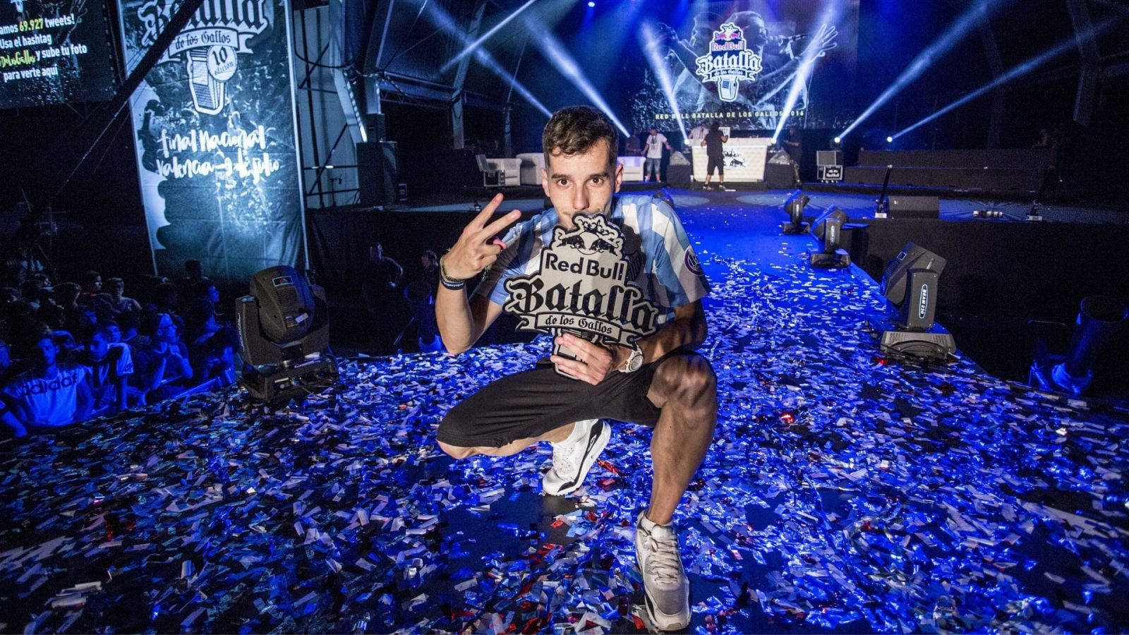 Skone, bicampeón nacional de Red Bull Batalla de los Gallos