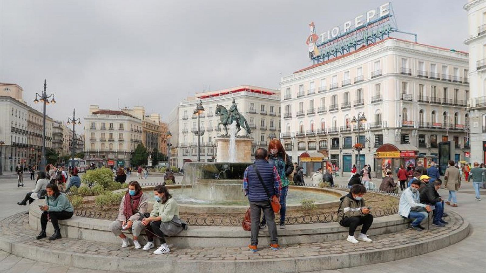 Ambiente en la Puerta del Sol de Madrid