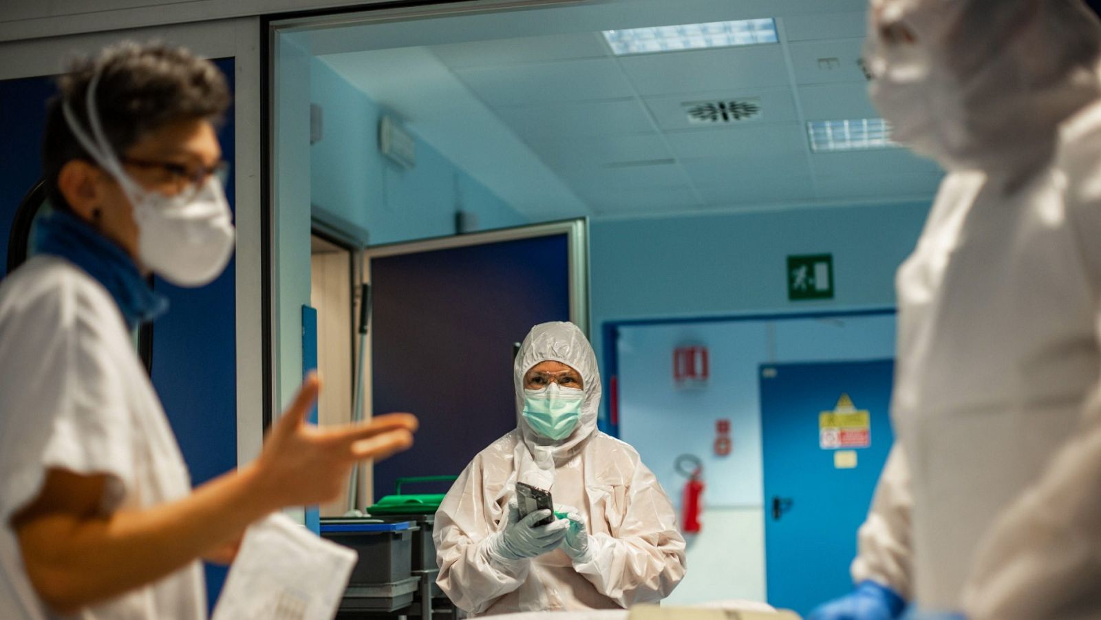 Profesionales sanitarios en el Hospital de Santa Úrsula de Bolonia, en Italia