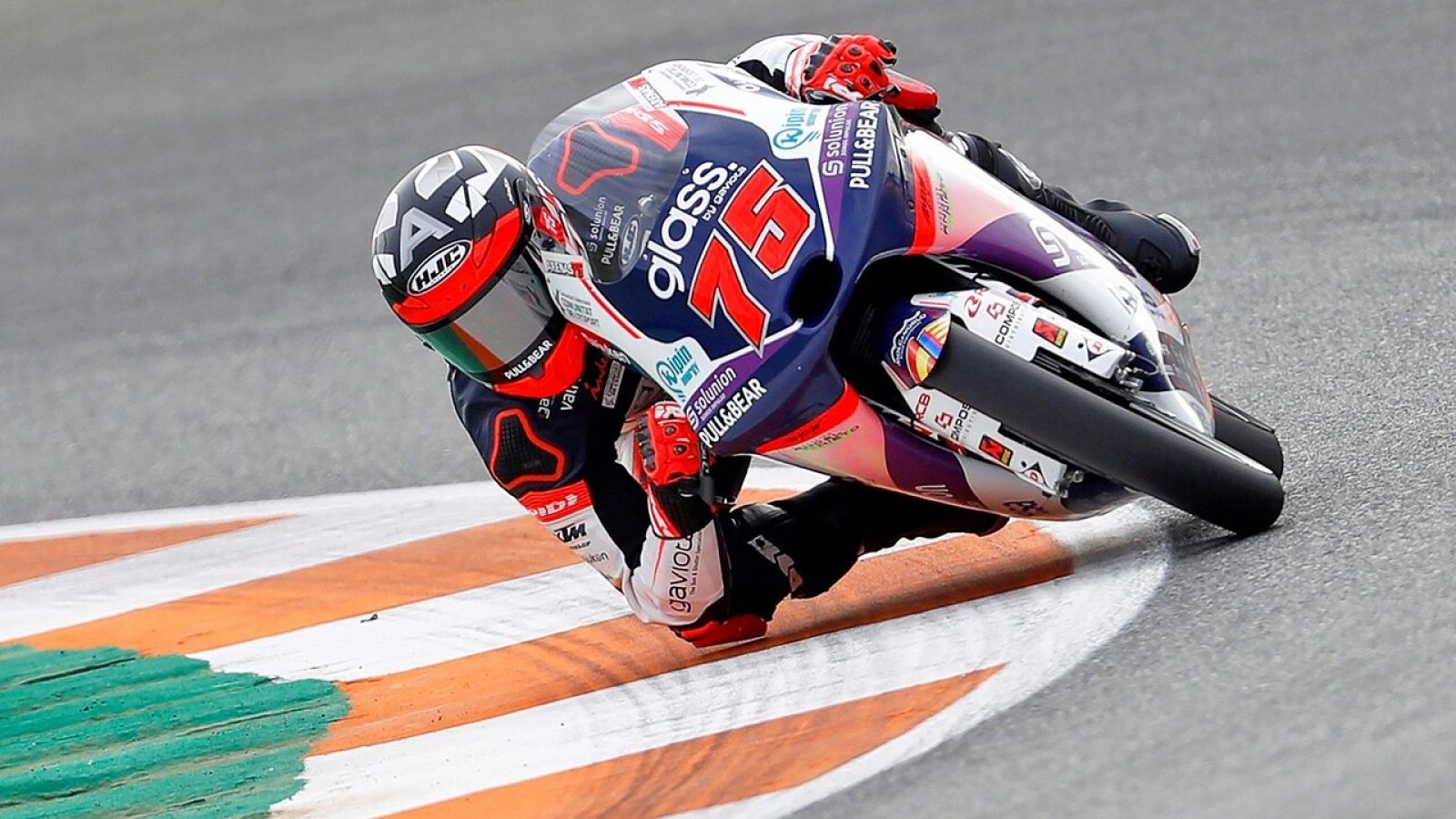 El español Albert Arenas, líder del Mundial de Moto3.