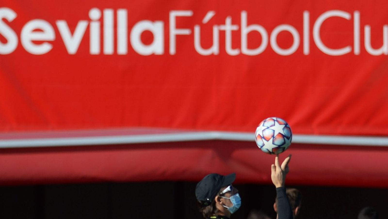 Imagen del entrenador del Sevilla, Julen Lopetegui.