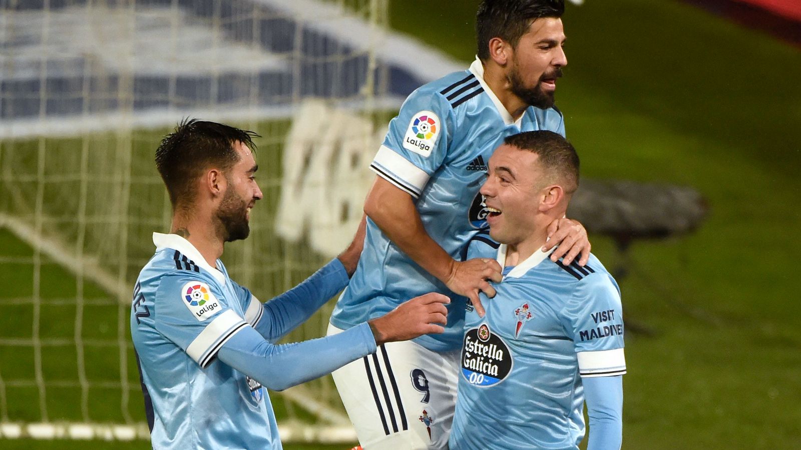 Los jugadores del Celta de Vigo celebran uno de los goles frente al Cádiz en Balaídos.