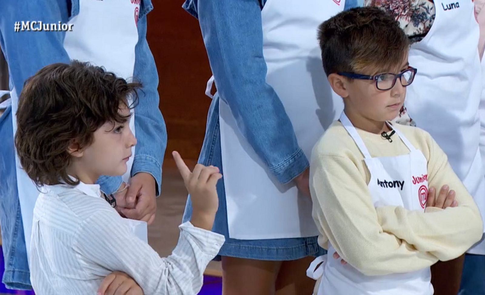 La rivalidad de Javier y Antony 